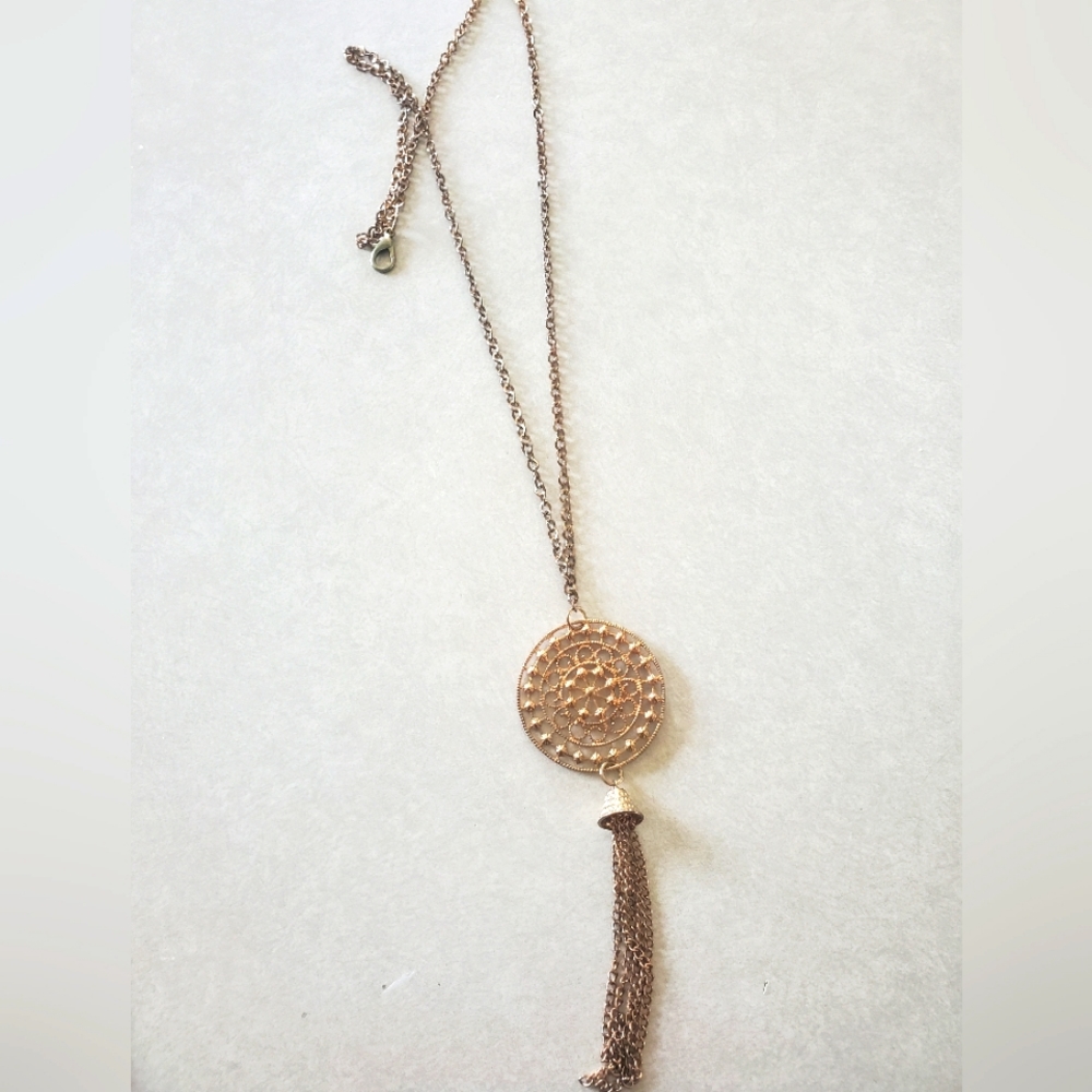 Gold Necklace w/ Tassel